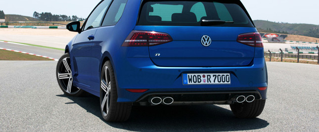 VW zaprezentował nowego Golfa R. Pod maską 300 KM